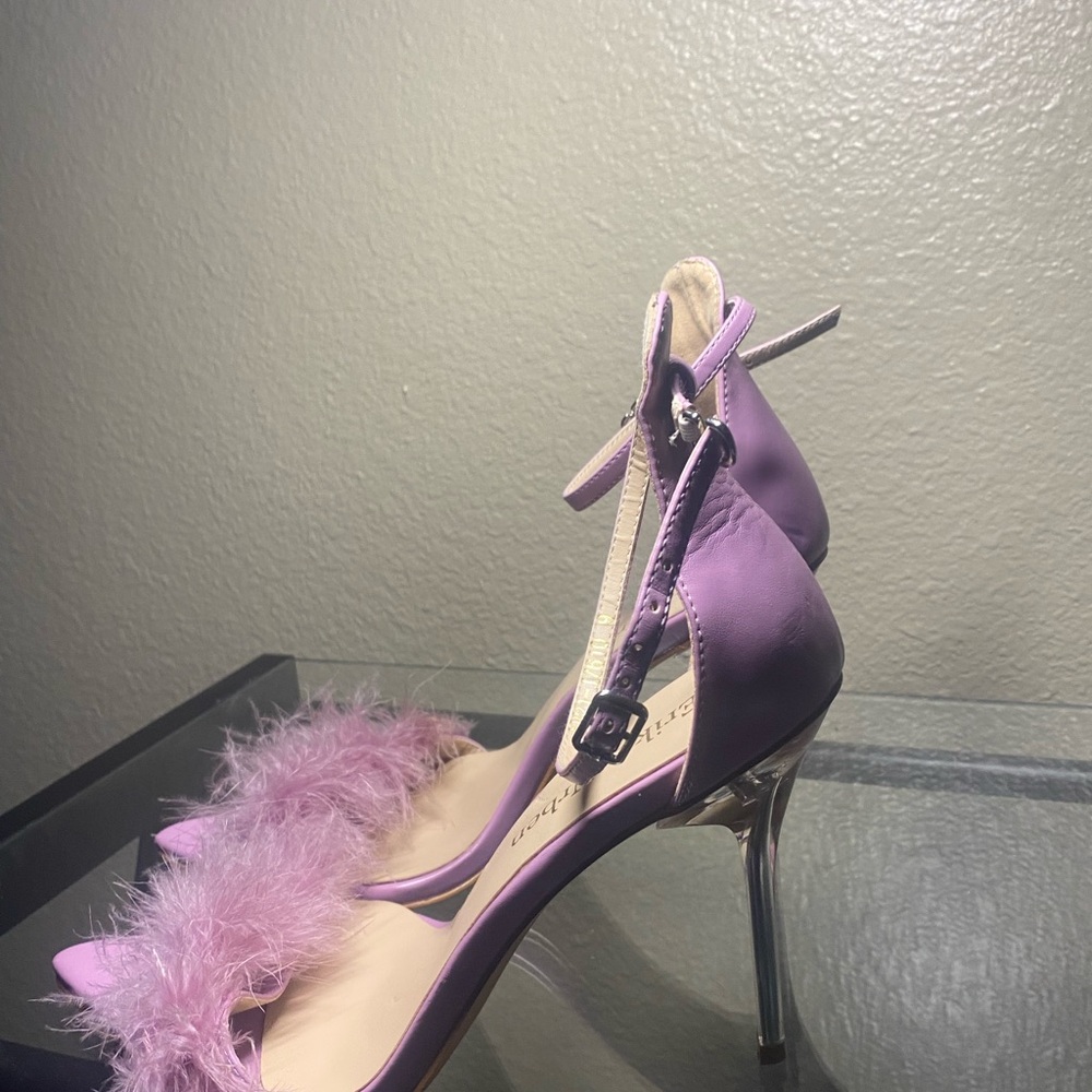 ERIKEN URBAN Elegant Lavender Feathered Heels - Picture 2 of 5